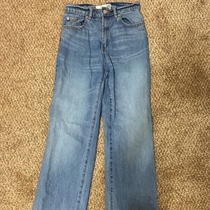 Wide leg blue jeans